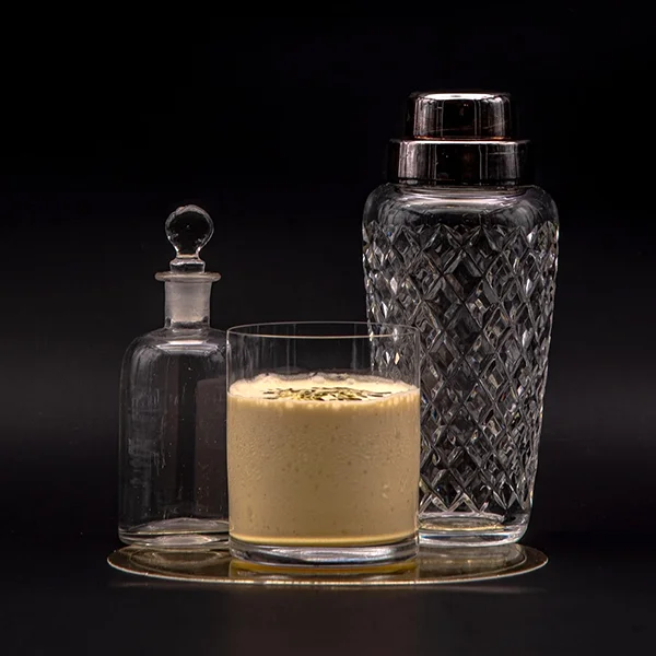 Dino's Tiger Lilly Drink